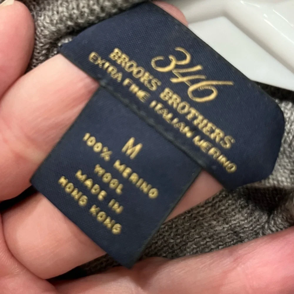 Brooks Brothers 346 fine merino wool  Pullover Knit Sweater medium 406